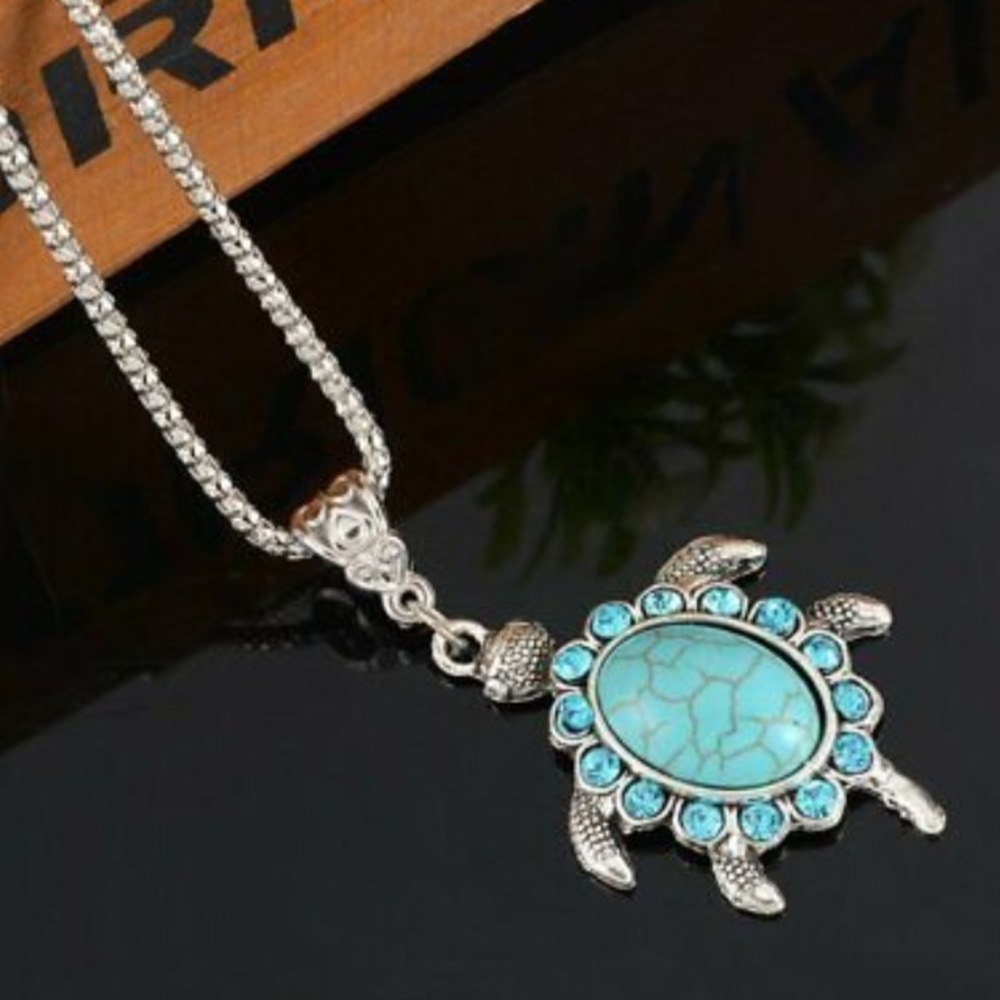 Silver Turtle Pendant Necklace with Turquoise Accent